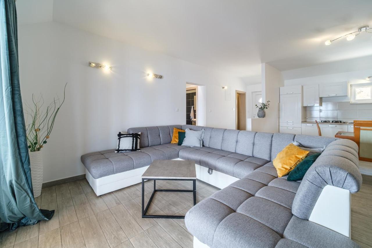 Rooms Plaza Divuje مورفيكا المظهر الخارجي الصورة