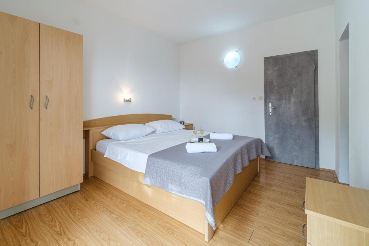 Rooms Plaza Divuje مورفيكا المظهر الخارجي الصورة